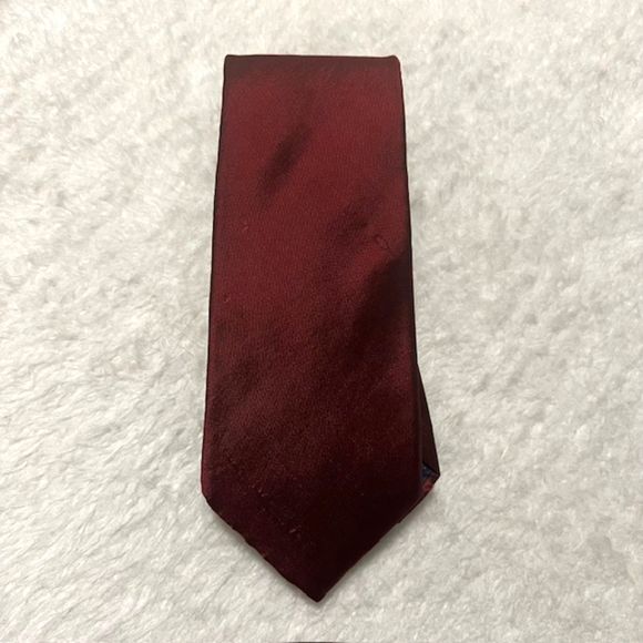 The Custom Shop Maroon Silk Handmade Necktie USA - Picture 1 of 3